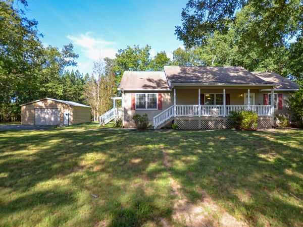 864 BILLY B RD , Louisa, VA 23093