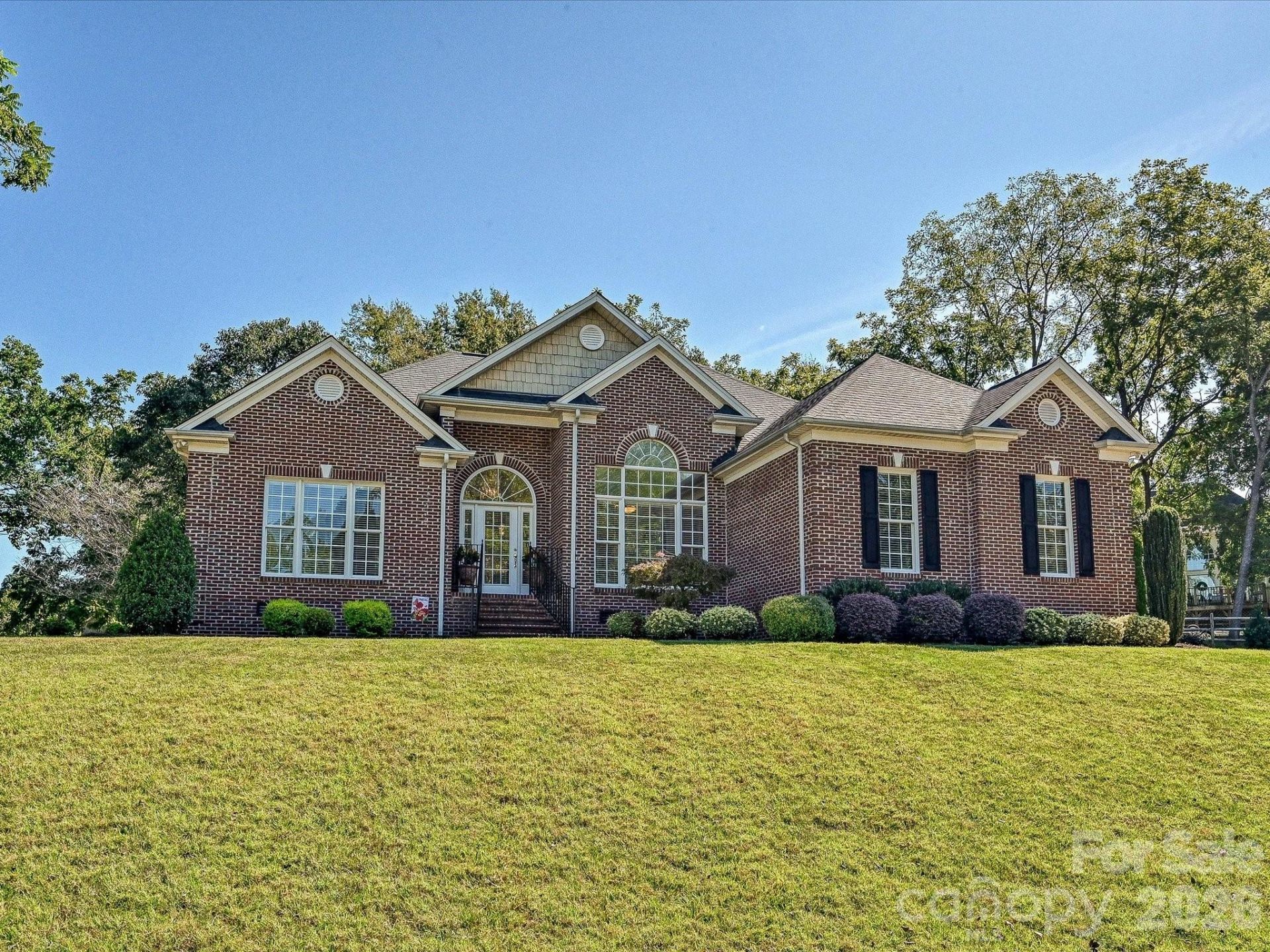 5125 Walnut Grove Court , Mount Holly, NC 28120 Main Photo