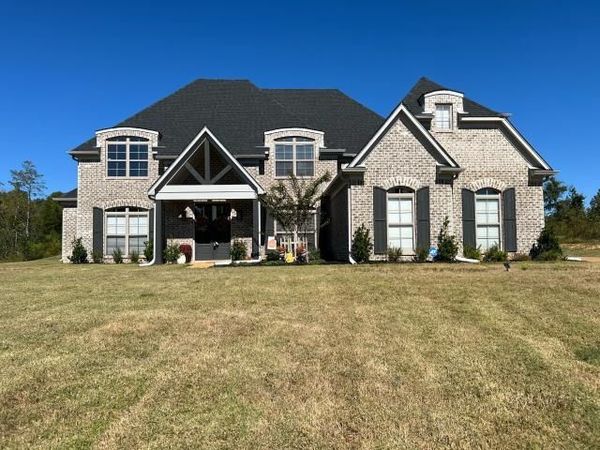 398 POPLAR LN, Holly Springs, MS 38635