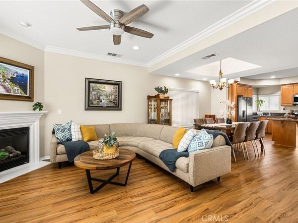5913 Cypress Point, Long Beach, CA 90808