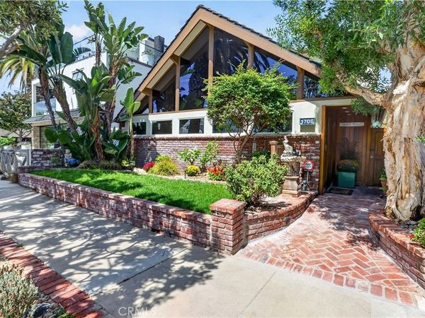 1706 E Ocean Boulevard, Newport Beach, CA 92661