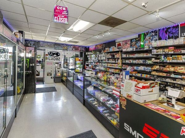 4463 Beverly Boulevard, Los Angeles, CA 90004