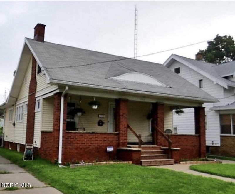 1044 Martin Avenue , Toledo, OH 43612 Main Photo