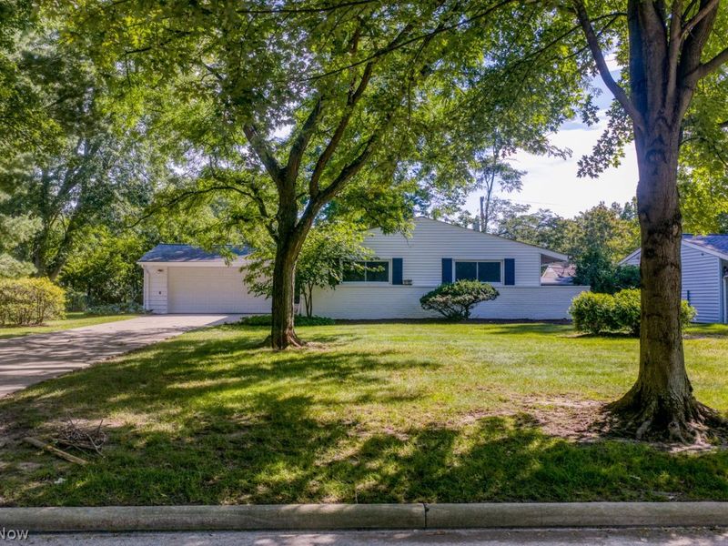5192 Dogwood Trail, Cleveland, OH 44124 Photo 1