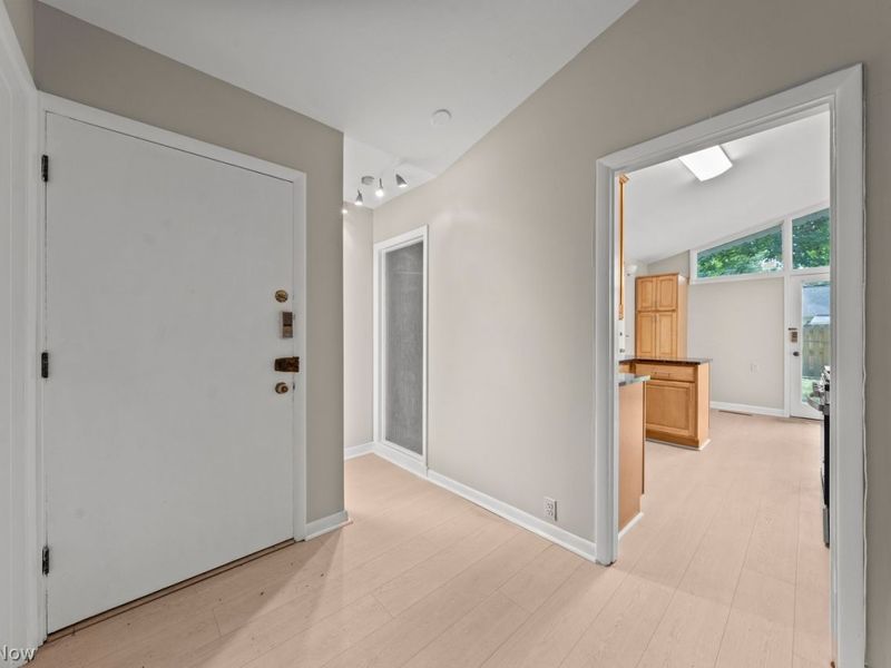 5192 Dogwood Trail, Cleveland, OH 44124 Photo 16