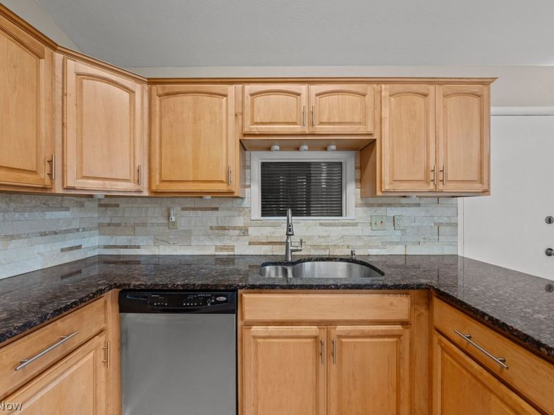 5192 Dogwood Trail, Cleveland, OH 44124 Photo 23