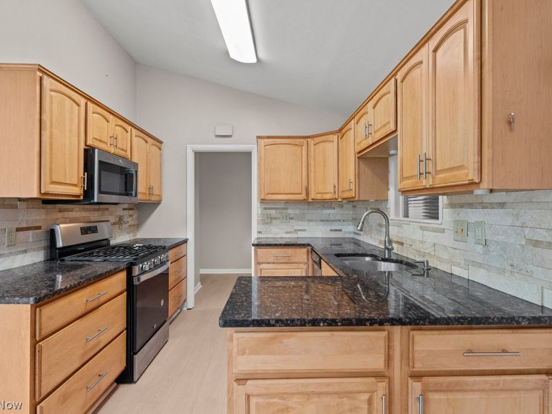 5192 Dogwood Trail, Cleveland, OH 44124 Photo 25