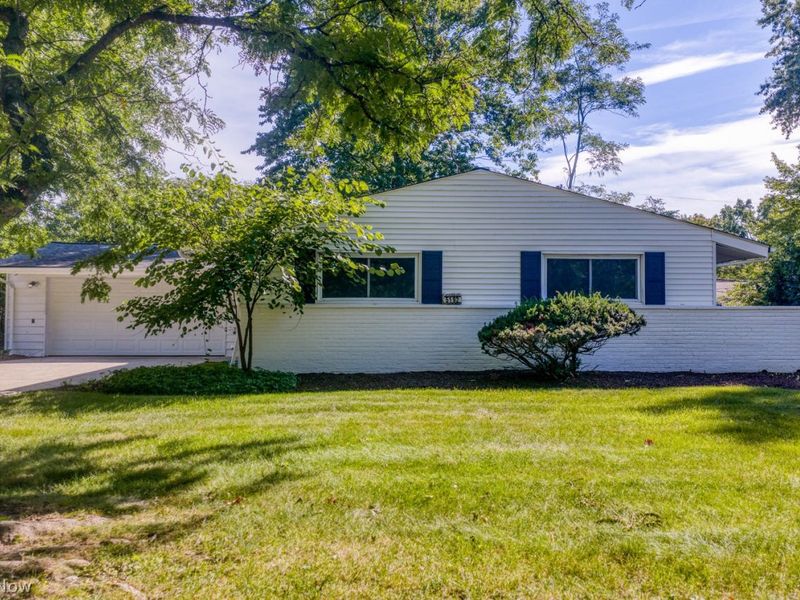 5192 Dogwood Trail, Cleveland, OH 44124 Photo 3