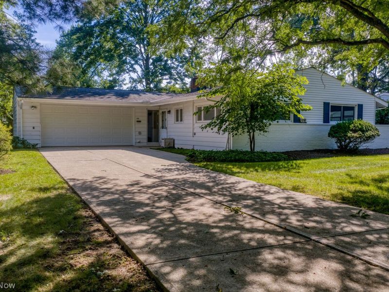 5192 Dogwood Trail, Cleveland, OH 44124 Photo 5