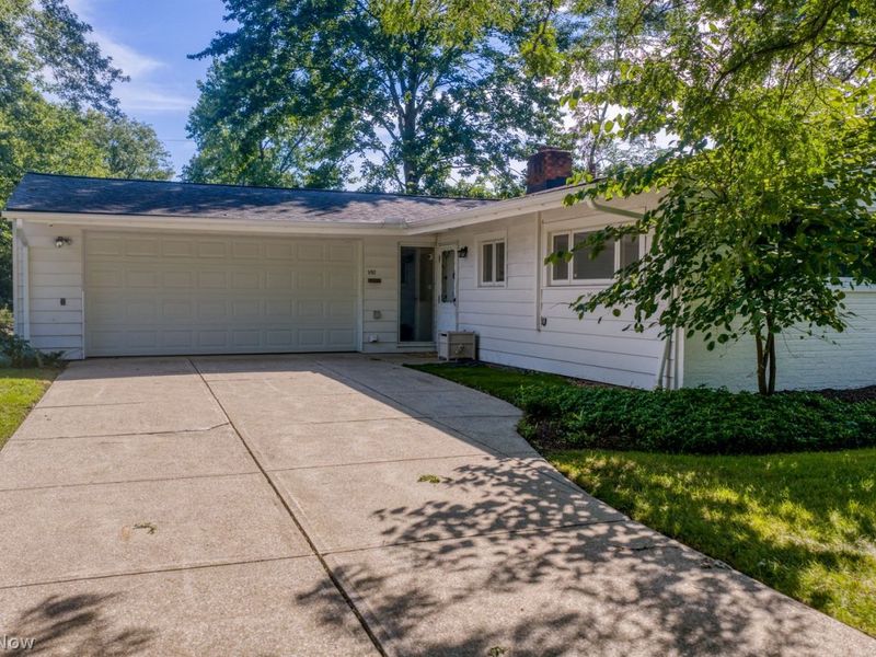 5192 Dogwood Trail, Cleveland, OH 44124 Photo 6