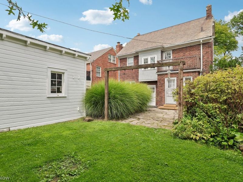 17922 Lomond Boulevard, Shaker Heights, OH 44122 Photo 22