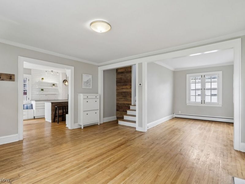 17922 Lomond Boulevard, Shaker Heights, OH 44122 Photo 3