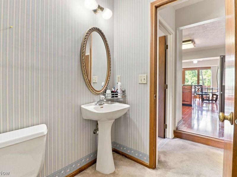 10150 Stamford Court, Strongsville, OH 44136 Photo 17