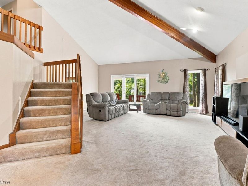 10150 Stamford Court, Strongsville, OH 44136 Photo 3