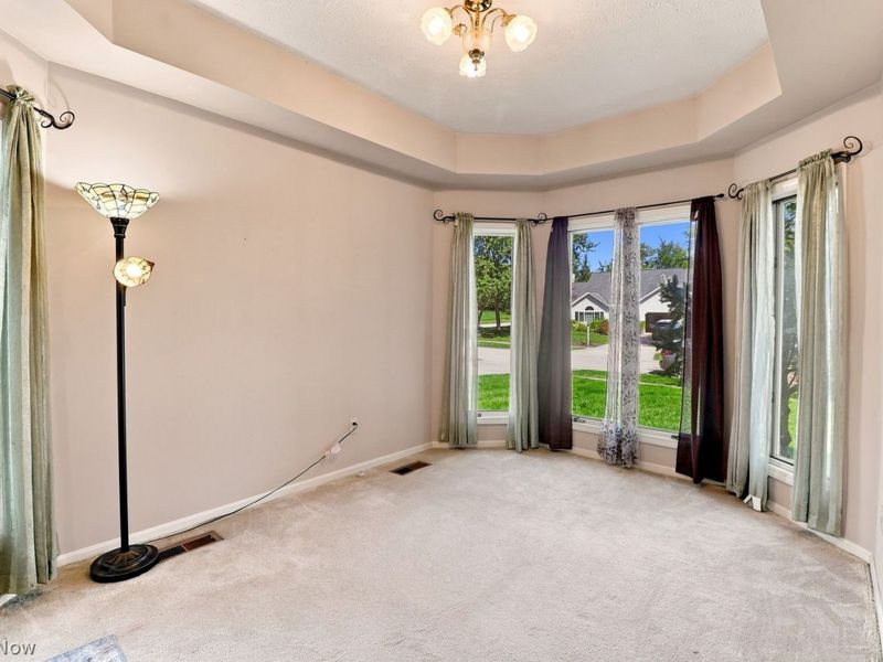 10150 Stamford Court, Strongsville, OH 44136 Photo 8