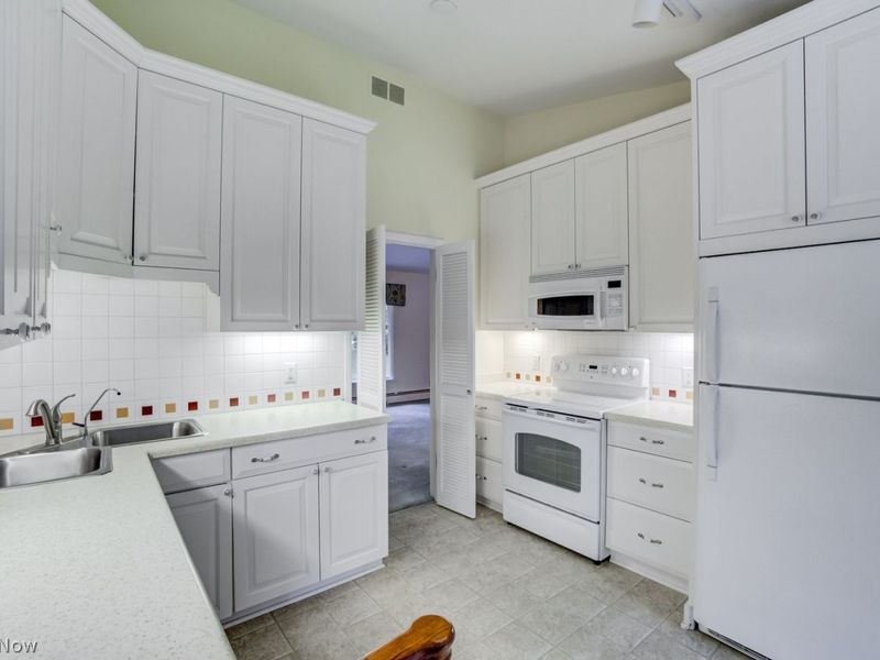 15207 Hook Hollow Road, Novelty, OH 44072 Photo 13