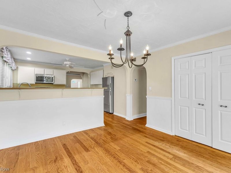 576 Upland Road, Bay Village, OH 44140 Photo 11