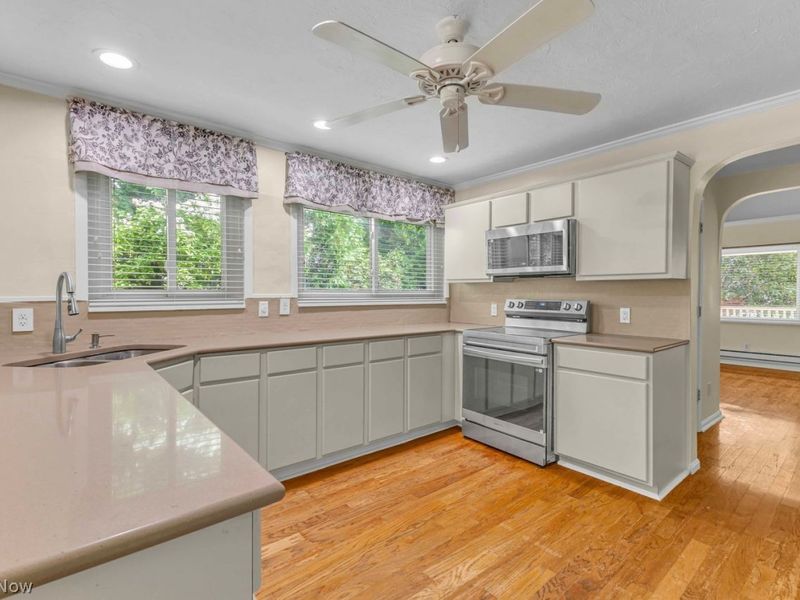 576 Upland Road, Bay Village, OH 44140 Photo 8