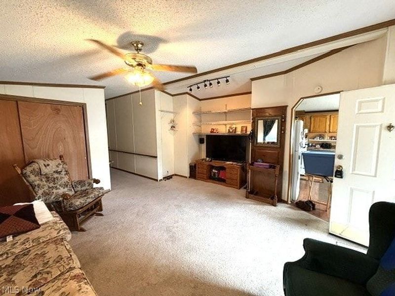 322 Britton Drive, Geneva, OH 44041 Photo 4