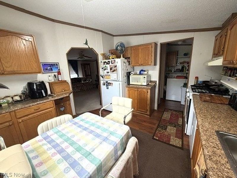 322 Britton Drive, Geneva, OH 44041 Photo 5
