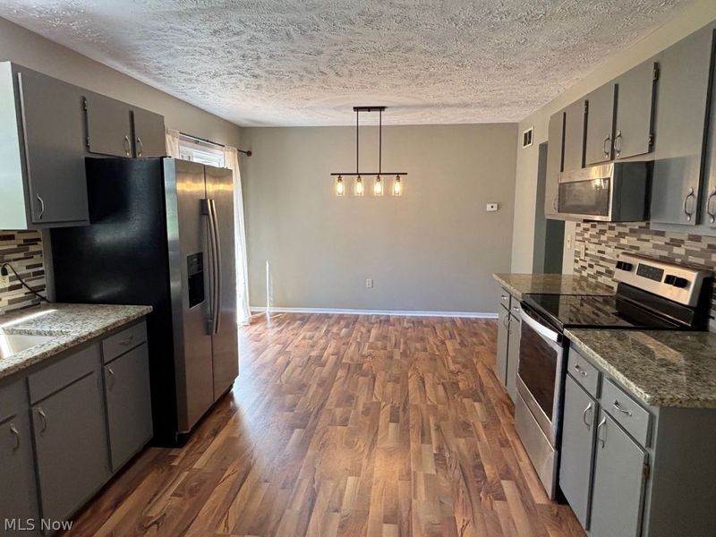 552 Cuyahoga Street, Akron, OH 44310 Photo 13