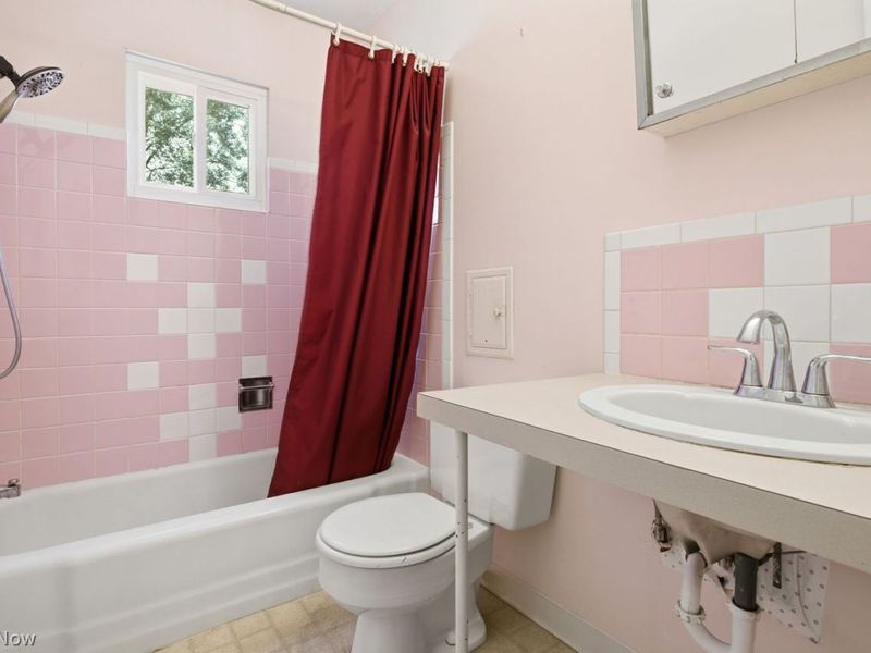 476 Celia Avenue, Akron, OH 44312 Photo 22