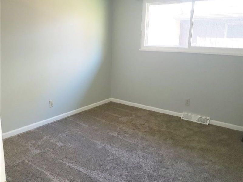 4397 Coe Avenue, North Olmsted, OH 44070 Photo 9