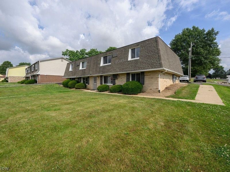 415 W Noble Street, East Canton, OH 44730 Photo 12