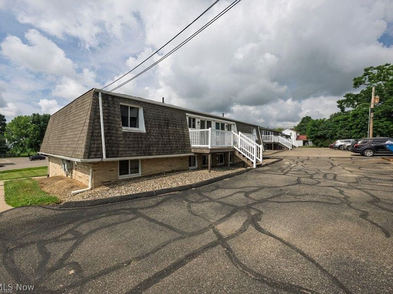 415 W Noble Street, East Canton, OH 44730 Photo 14