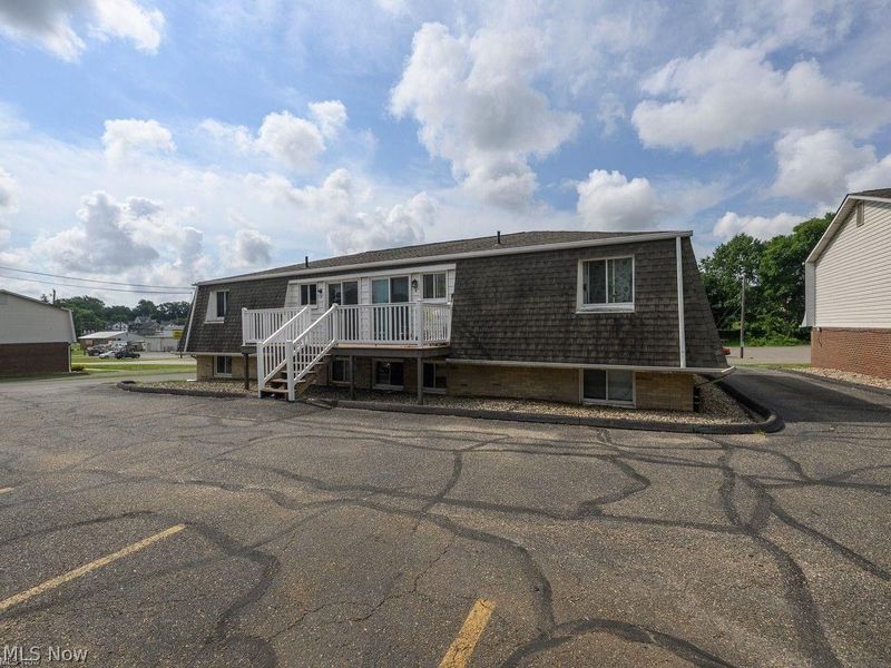 415 W Noble Street, East Canton, OH 44730 Photo 15