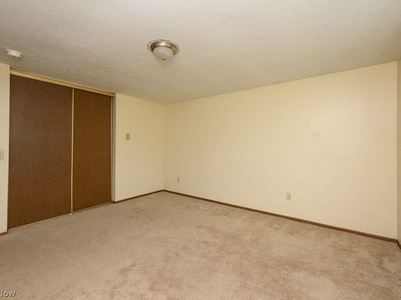 415 W Noble Street, East Canton, OH 44730 Photo 8
