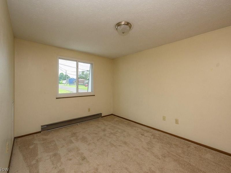 415 W Noble Street, East Canton, OH 44730 Photo 9