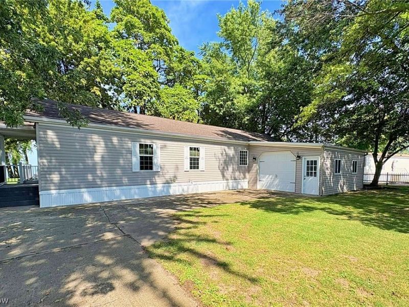 188 Coen Road, Vermilion, OH 44089 Photo 2