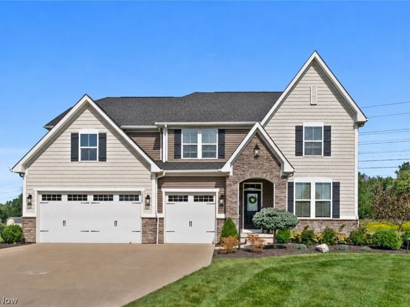 38482 Deepdale Court, Avon, OH 44011 Photo 1