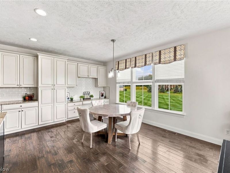 38482 Deepdale Court, Avon, OH 44011 Photo 11