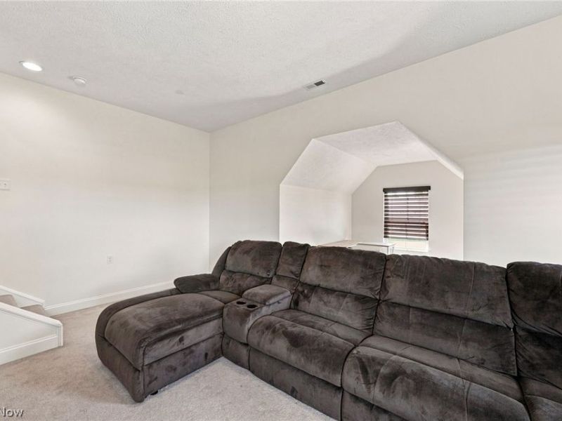 38482 Deepdale Court, Avon, OH 44011 Photo 22