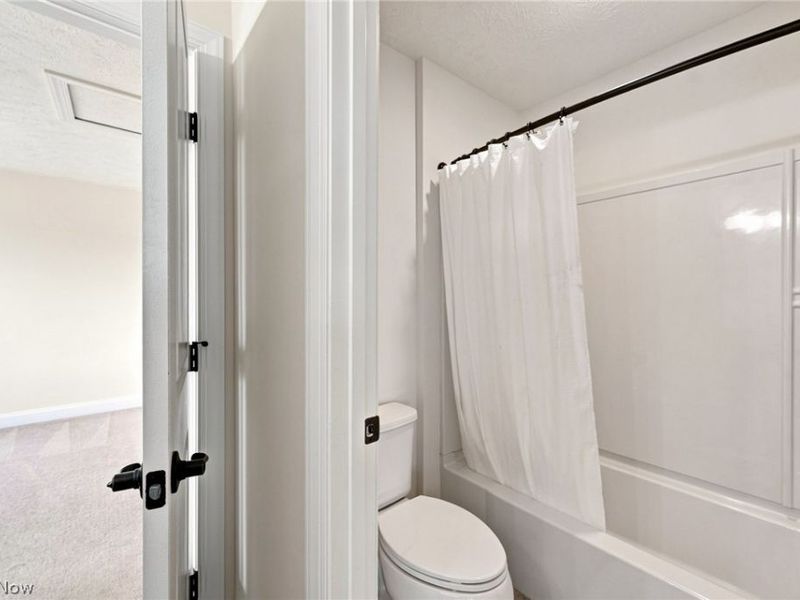 38482 Deepdale Court, Avon, OH 44011 Photo 34