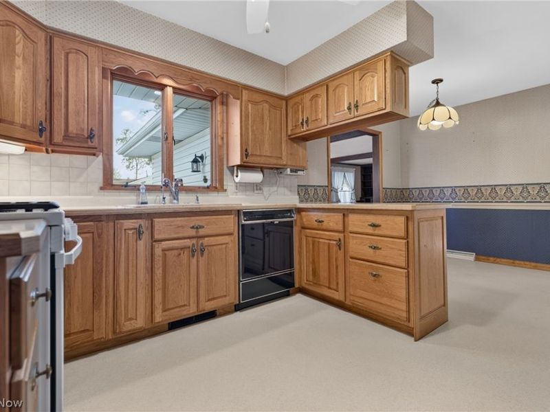 1931 Dodge Drive NW, Warren, OH 44485 Photo 15