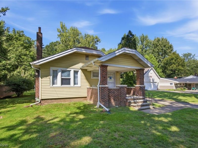 38905 Gardenside Drive, Willoughby, OH 44094 Photo 1