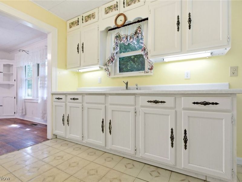 38905 Gardenside Drive, Willoughby, OH 44094 Photo 13