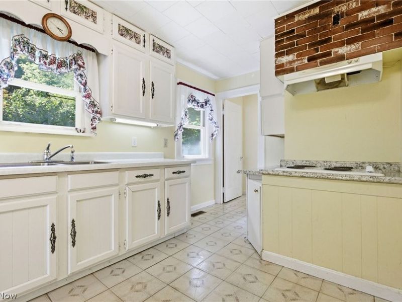 38905 Gardenside Drive, Willoughby, OH 44094 Photo 16