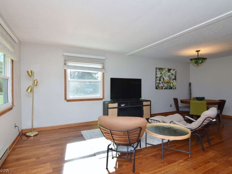 240 Claridon Road, Chardon, OH 44024 Photo 5