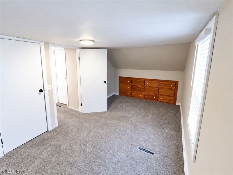 1453 Woodbirch Avenue, Akron, OH 44314 Photo 9