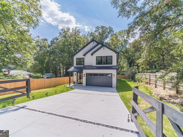274 White Street, Hoschton, GA 30548