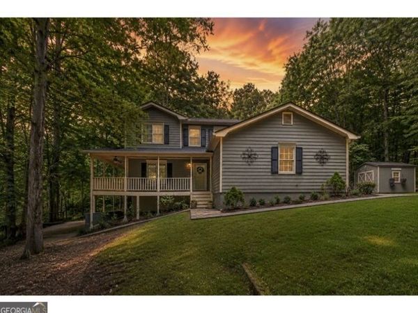 4276 Logans Court, Loganville, GA 30052