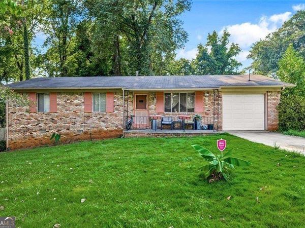 1174 Dantel Court, Stone Mountain, GA 30083