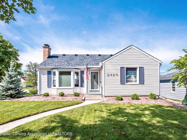 2420 Devonshire Avenue, Lansing, MI 48910