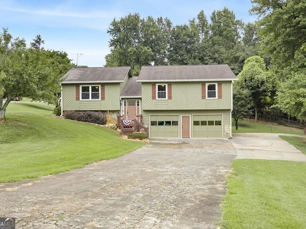 1090 Hickory Road, Canton, GA 30115
