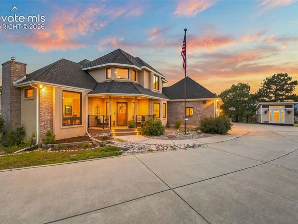 945 W Caribou Drive, Monument, CO 80132