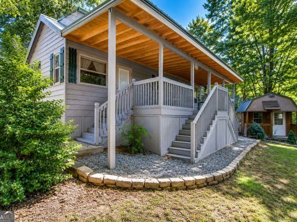 76 Stag Leap Drive, Cleveland, GA 30528